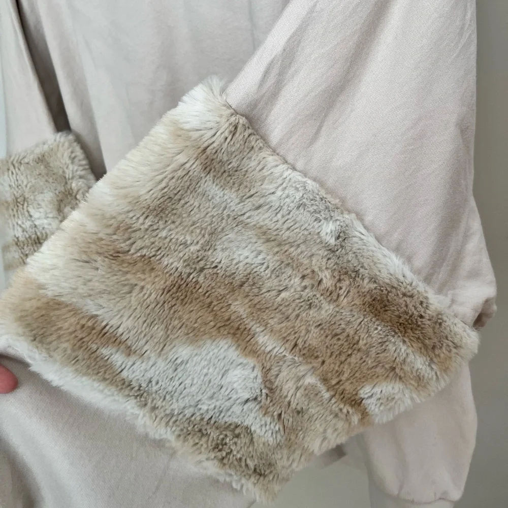 Young Fabulous & Broke Faux Fur Sleeve Sweatshirt - Picture 4 of 8